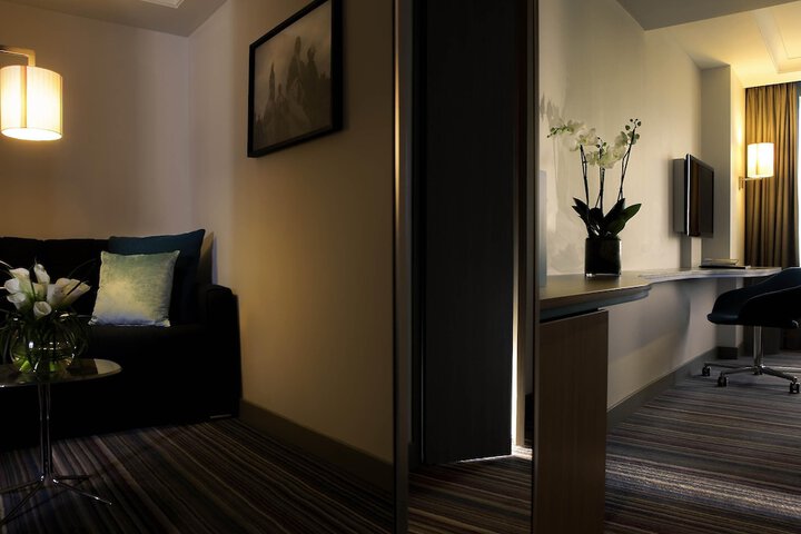 Room 31 of 126