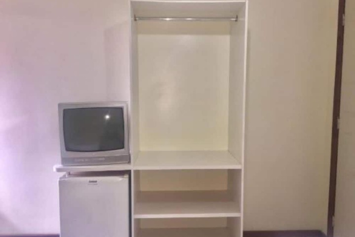 Room 9 of 51