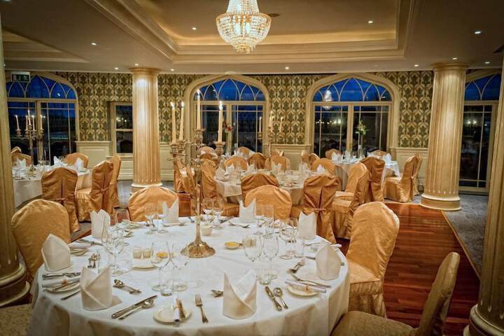 Indoor wedding