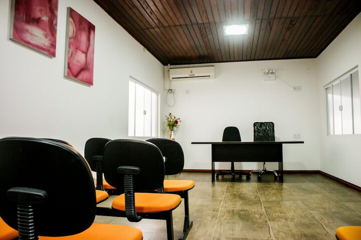 Business Center 73 of 80