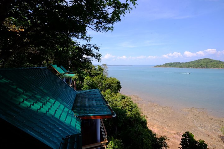 SANGGAOU BUNGALOWS