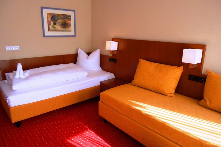 Room 8 of 47