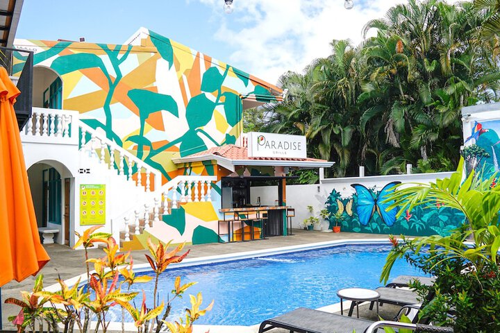 Bird of Paradise Hotel