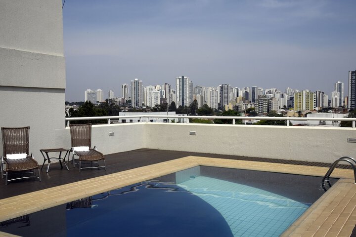 Pool 17 of 38