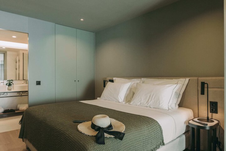 Room 19 of 145
