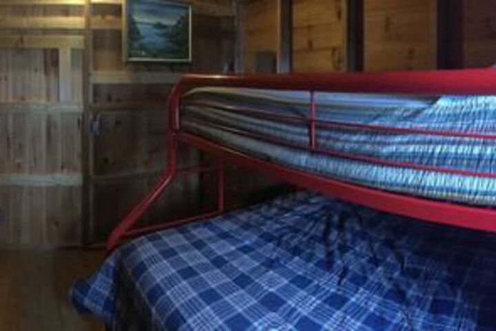 Room 21 of 32