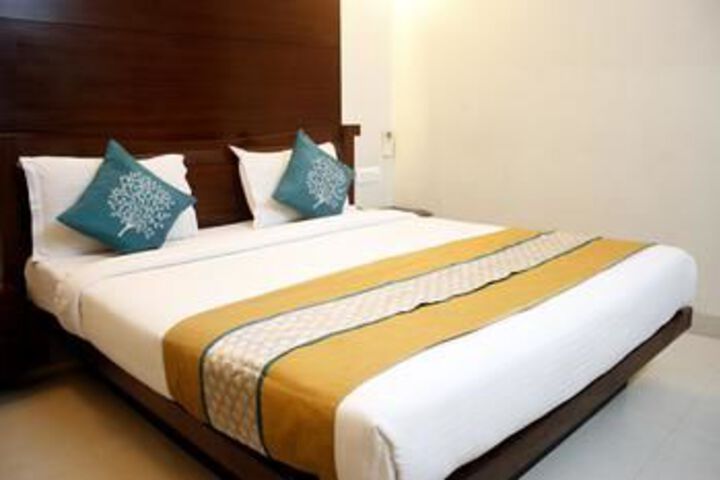 Room 4 of 19