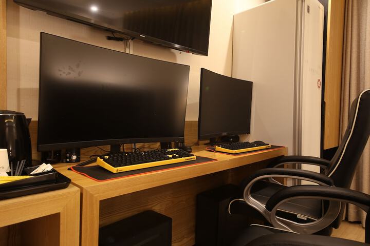 Room 61 of 110