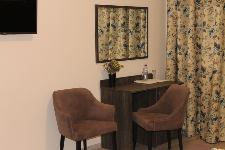 Room 56 of 106