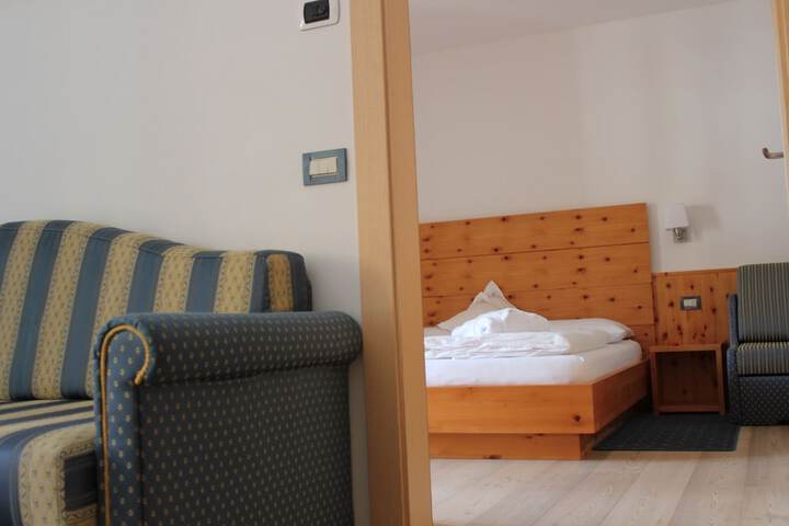 Room 17 of 85