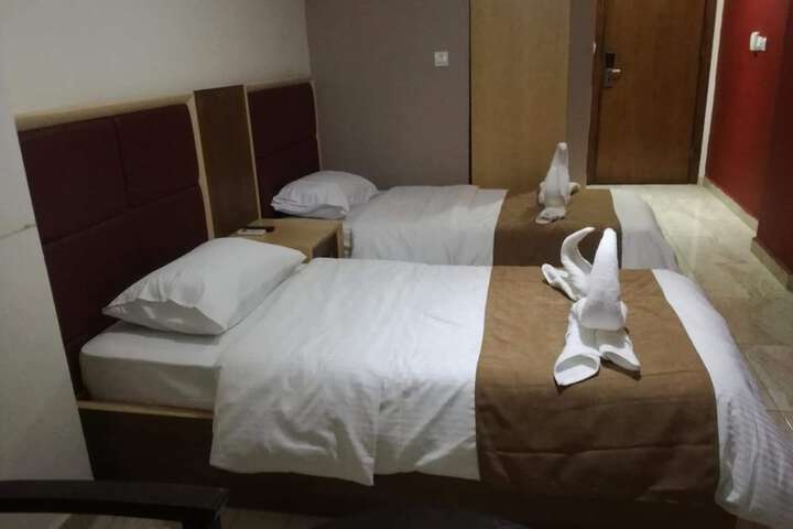Room 19 of 46