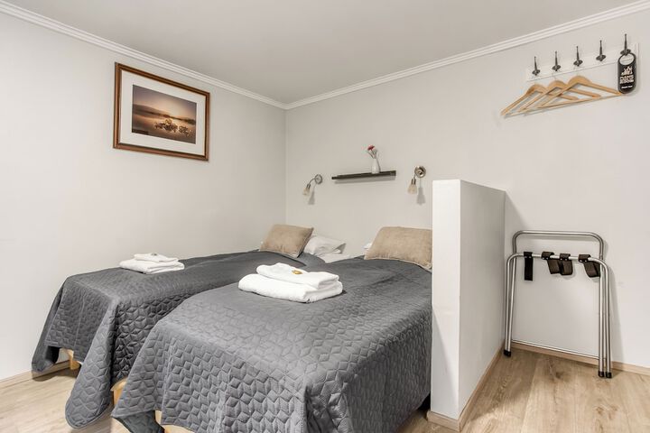 Room 20 of 34