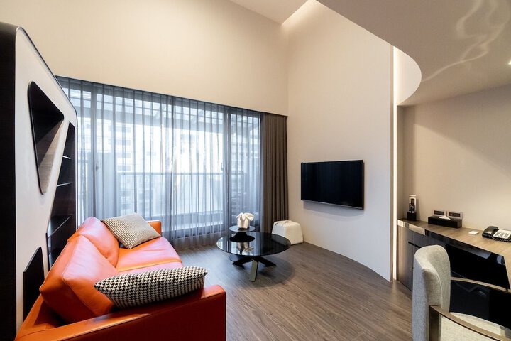 Room 45 of 82