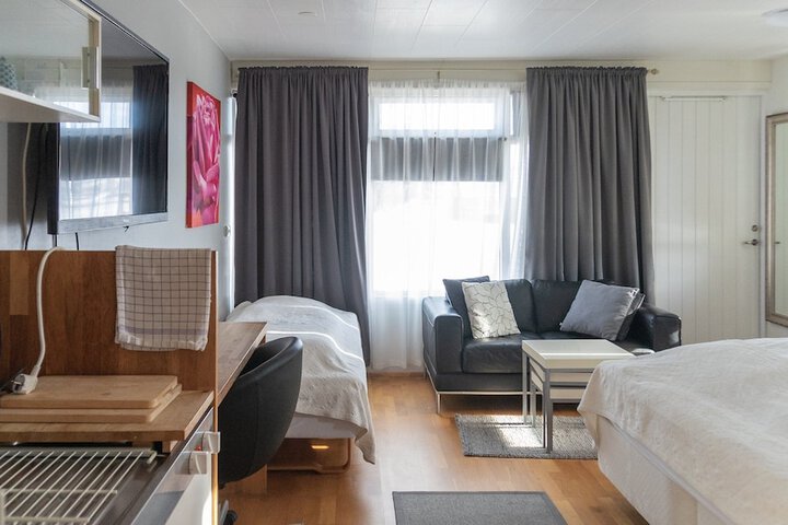 Room 27 of 126