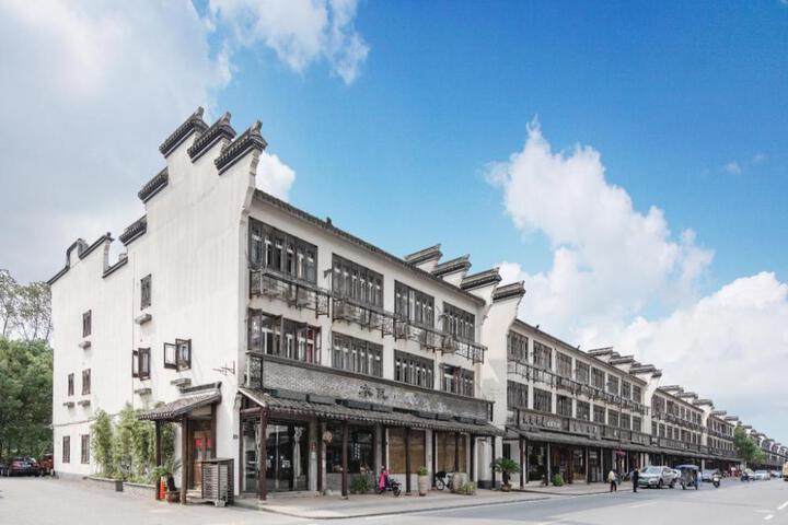 MUWA Boutique hotel