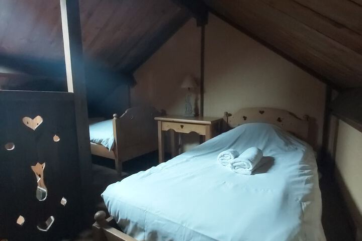 Room 10 of 162