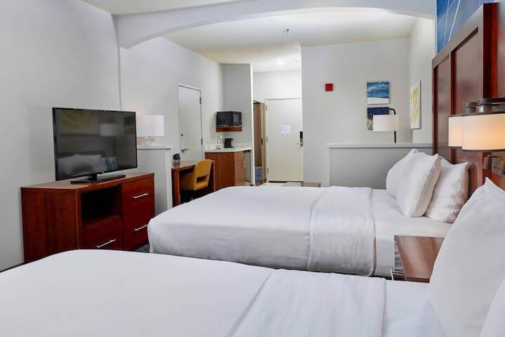 Room 73 of 91