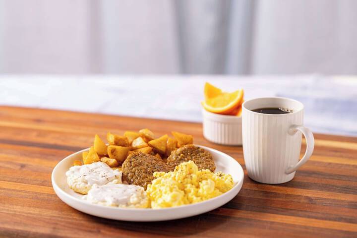 Breakfast/Coffee Service 52 of 68