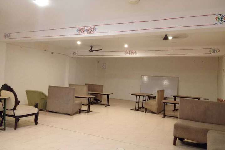 Ballroom/Hall 62 of 82