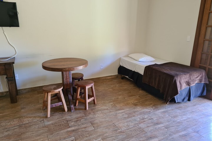 Room 8 of 70