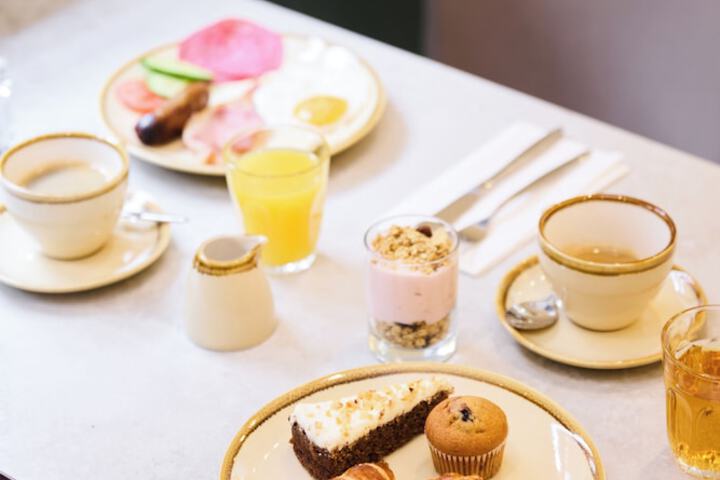 Breakfast/Coffee Service 51 of 61