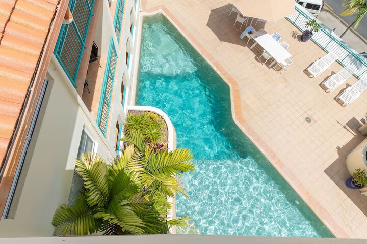 Pool 92 of 133