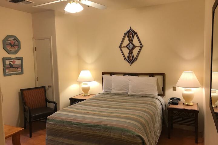 Room 7 of 60