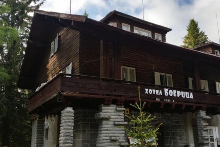 Hotel 6 of 30