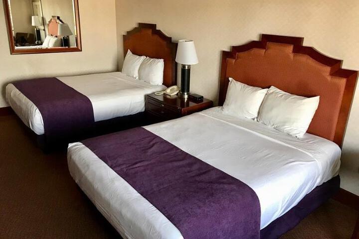 Standard Room, King or Two Doubles (8 of 24)