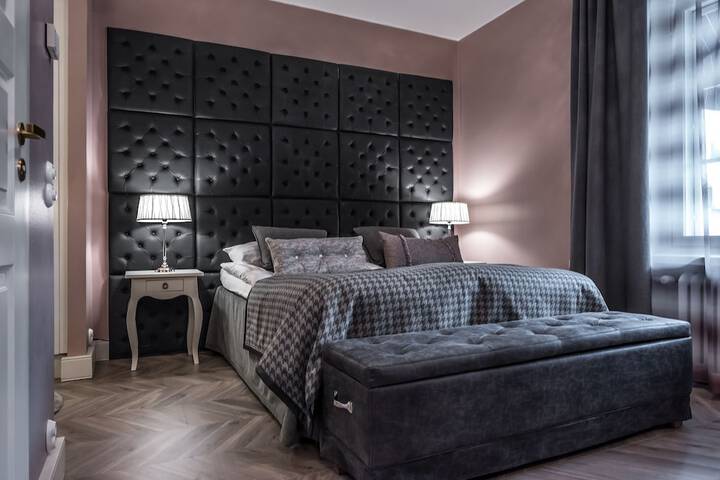 Room 9 of 54