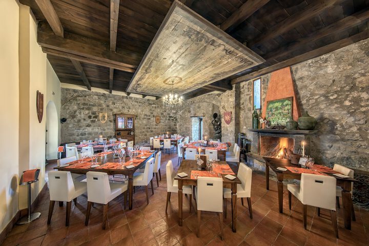 Dining 162 of 183
