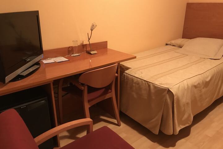Room 10 of 56