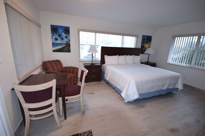 Room 18 of 60