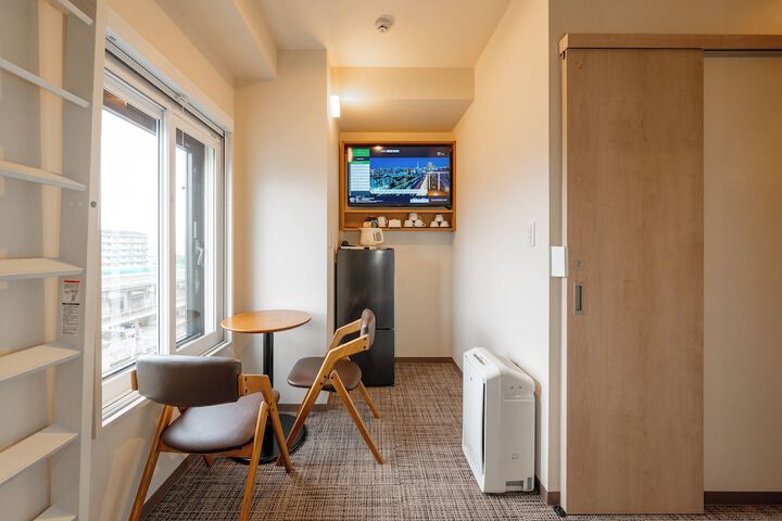 Room 35 of 105