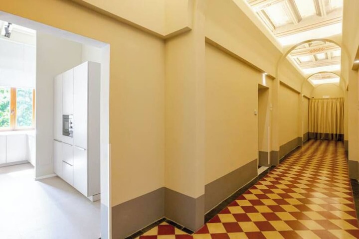 Ballroom/Hall 129 of 139