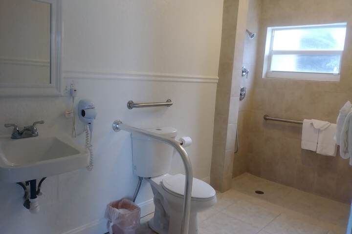 Bathroom shower