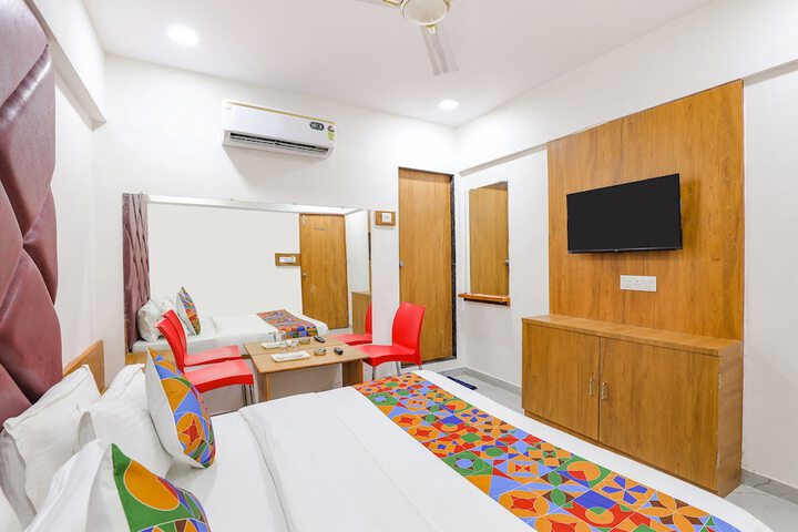 Room 21 of 32
