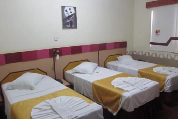 Room 4 of 22
