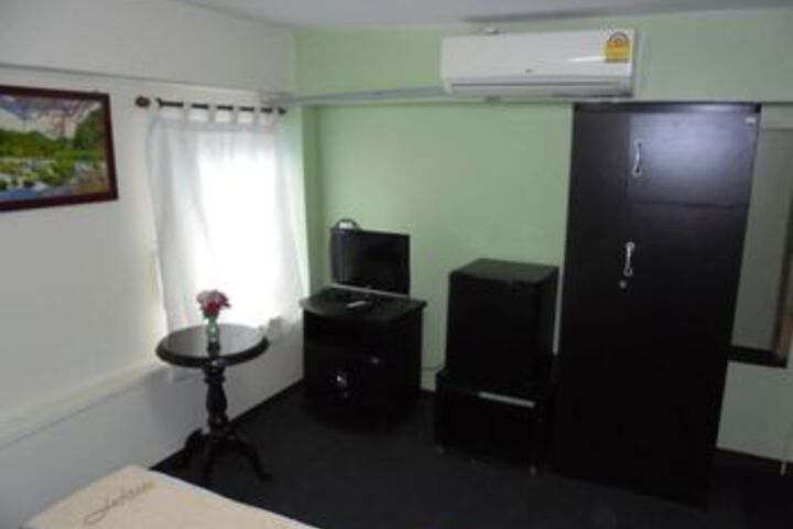 Room 15 of 41