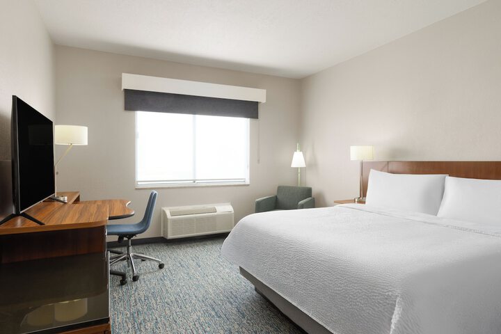 Room 10 of 35