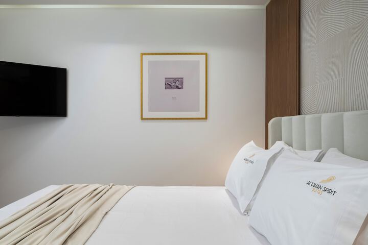 Room 16 of 60