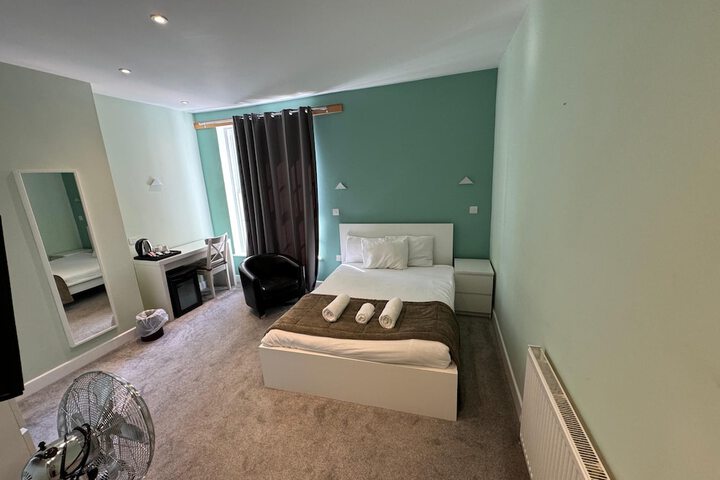 Room 47 of 88