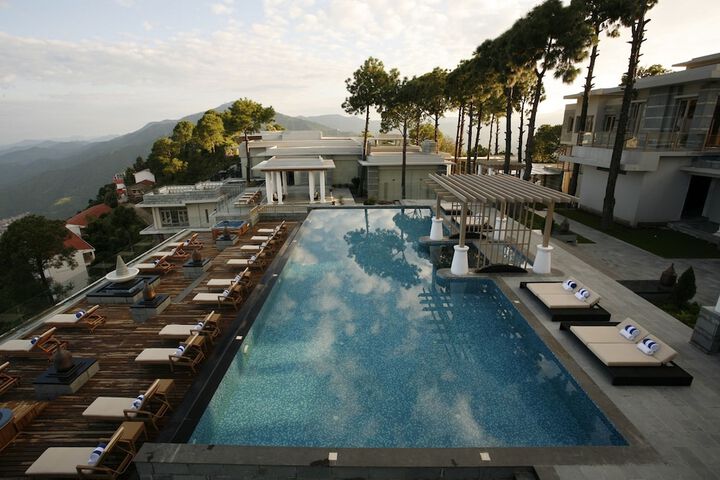 Pool Hotel