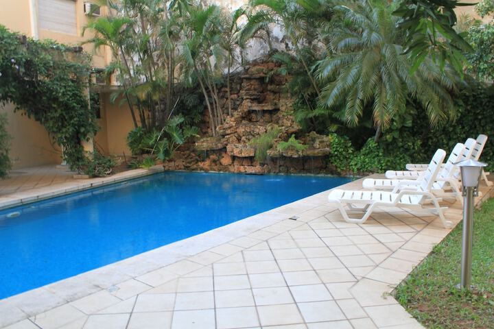 Hotel with Pool