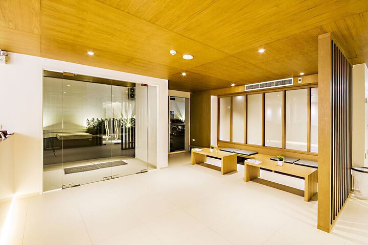 Hotel 2 of 33