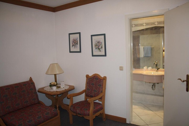 Room 46 of 67