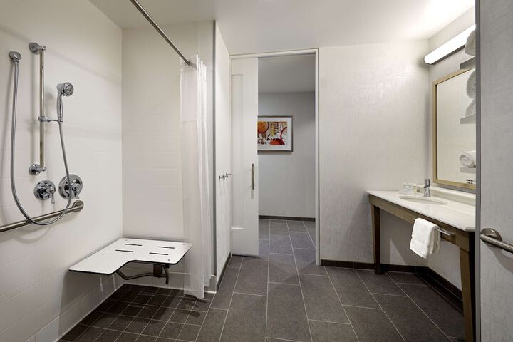 Bathroom shower