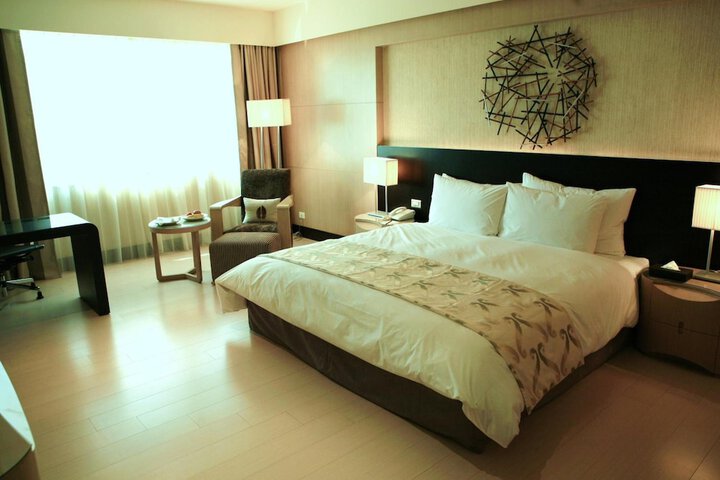 Room 19 of 47
