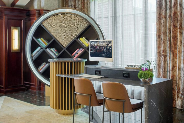 Hotel Interior 6 of 130