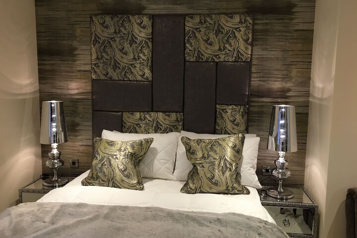 Room 4 of 38